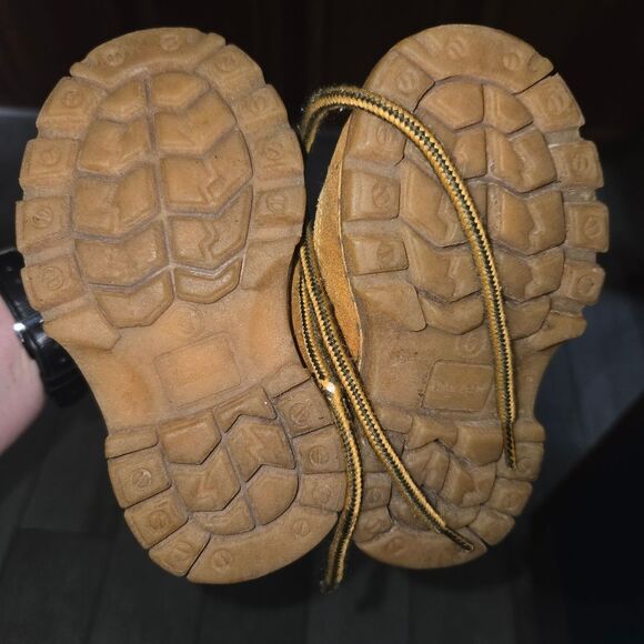 Fisher-Price Tan and Black Rugged Boots - Picture 5 of 8